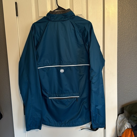 Amazing Novara convertible cycling jacket size large - Picture 7 of 7